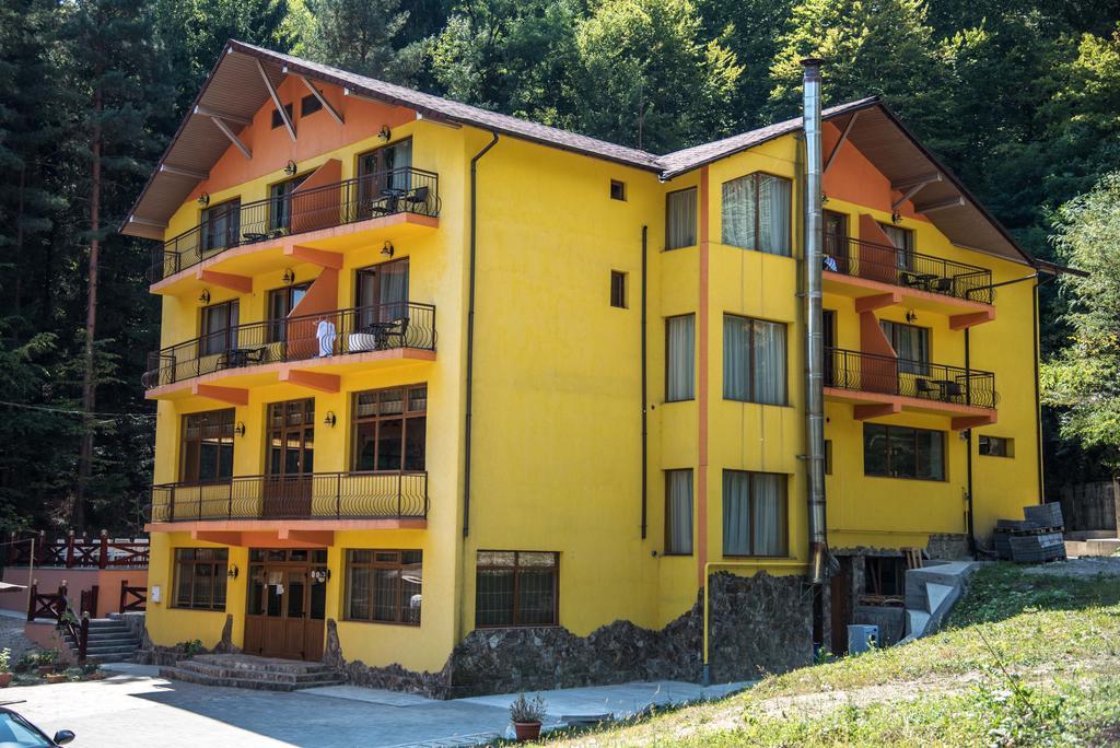 Hotel Trei Brazi Băile Olăneşti Exterior foto